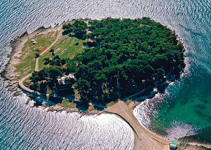 Pomer Cr דירה *
