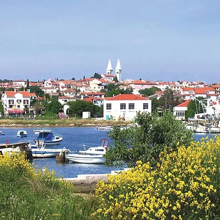 Daire Apartment Pomer Cr *